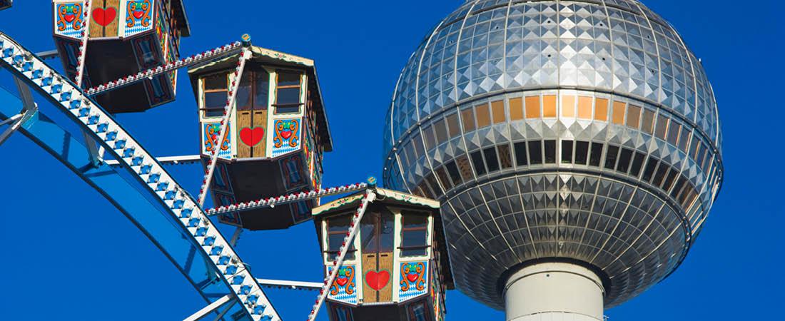 Radiotårnet i berlin og julemarkedets pariserhjul